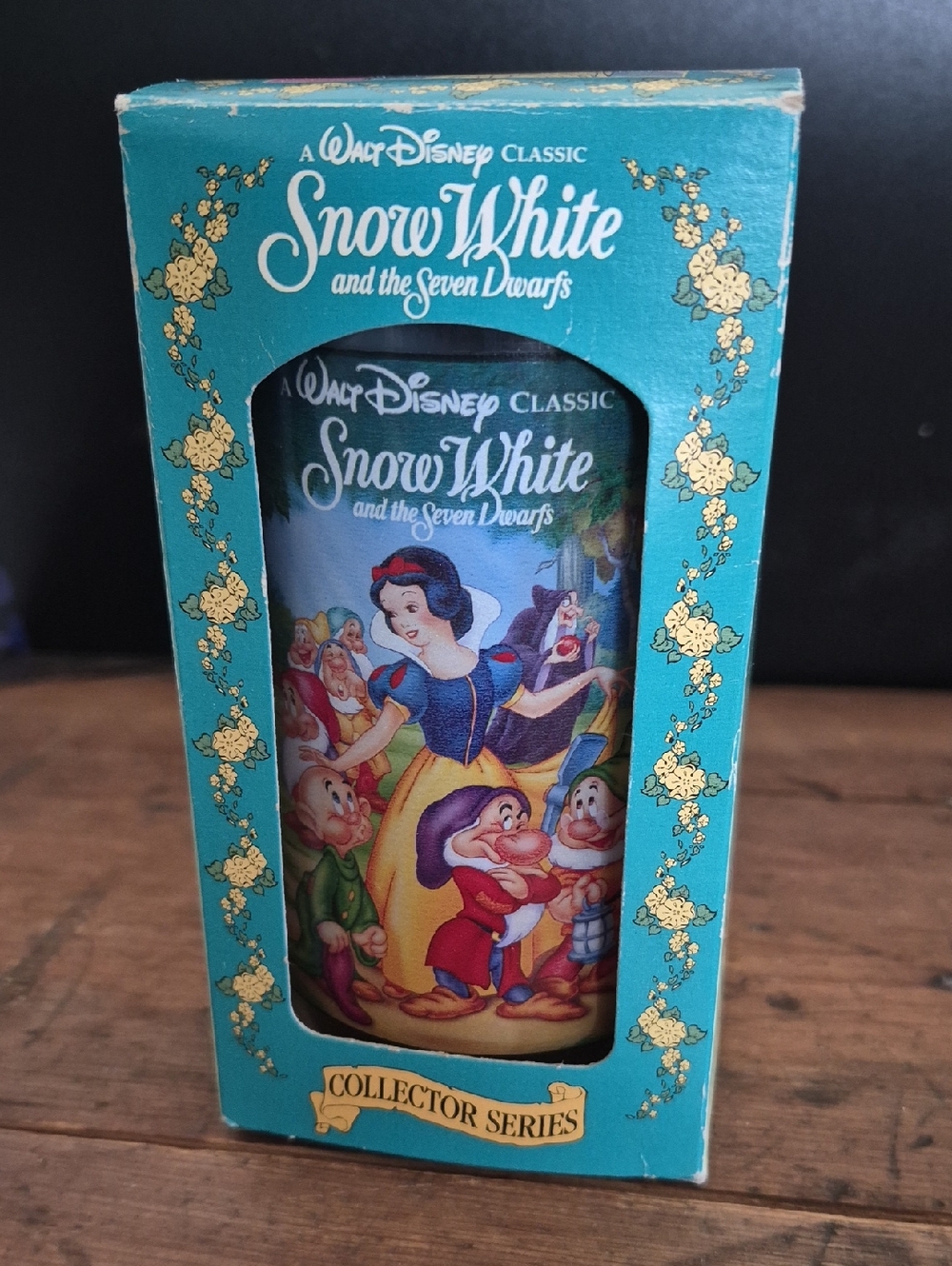 Vintage Walt Disney Classic Snow White Burger King Collector Tumbler